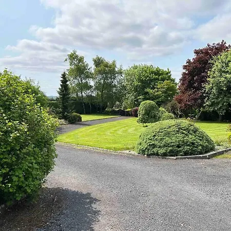 Apartment - Clonlyne House *