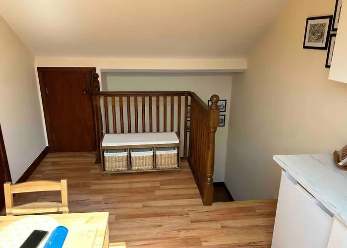 アパート - Clonlyne House