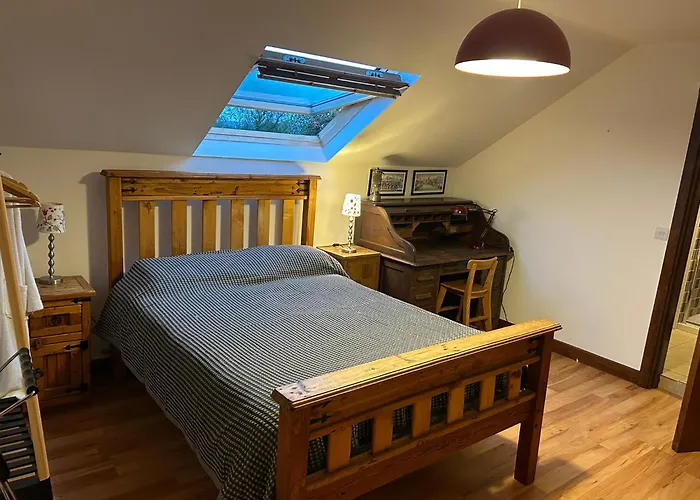 - Clonlyne House アパート *